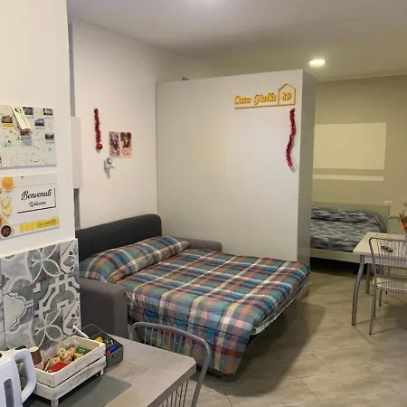 Casa Gialla 89 Apartment Garbagnate Milanese