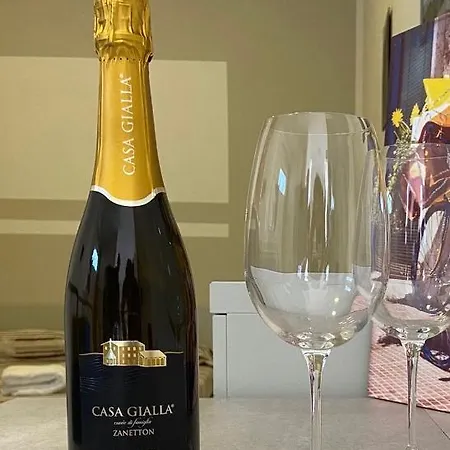 Casa Gialla 89 Garbagnate Milanese